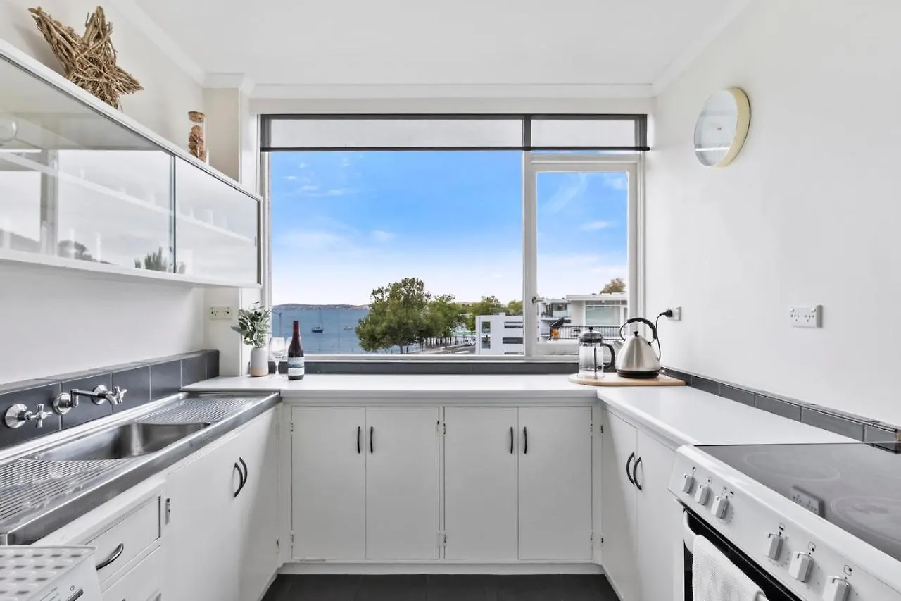 Apartment Scandi-Chic Riverside Hideaway Near Attractions Hobart